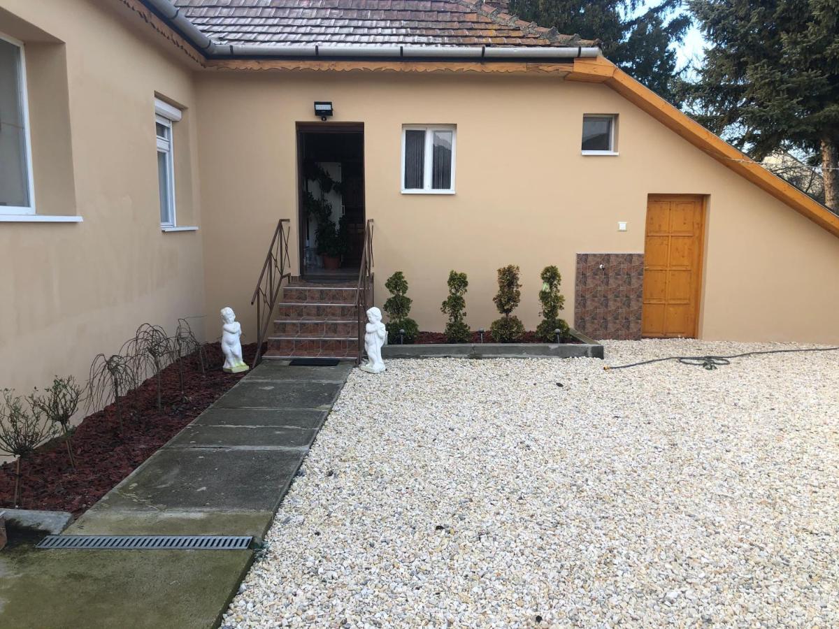 Toerpi Apartman Halmaj 외부 사진