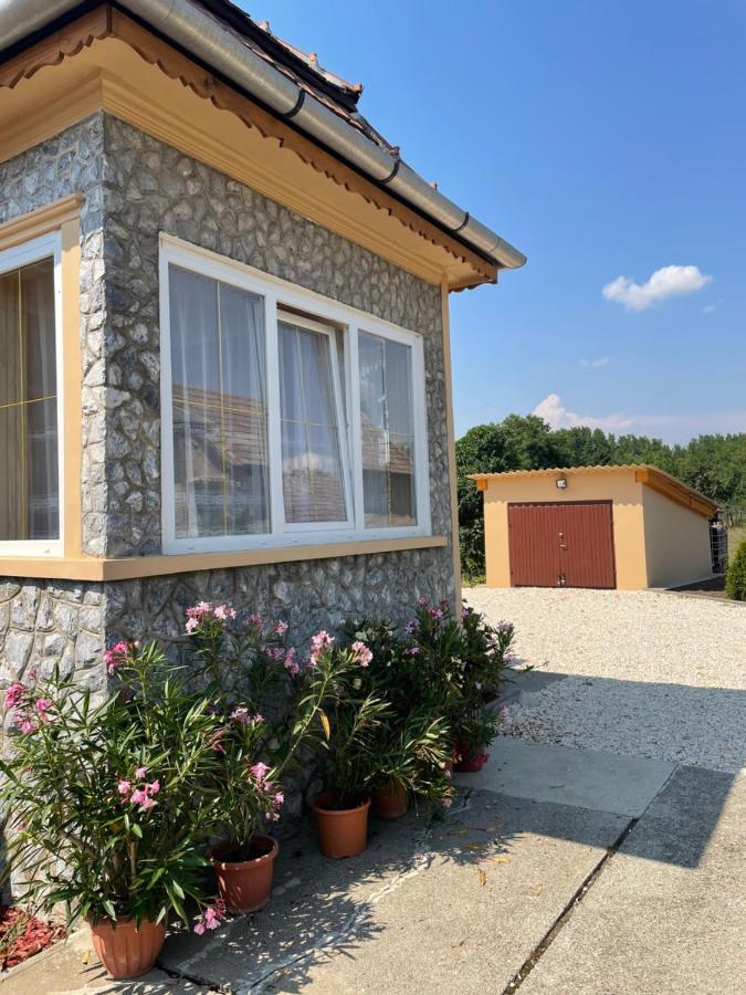 Toerpi Apartman Halmaj 외부 사진